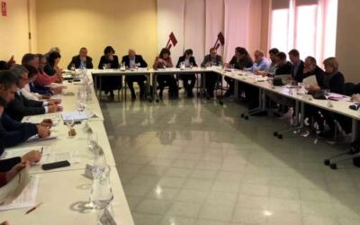 Viticultors i elaboradors es comprometen a equilibrar millor l’oferta i la demanda