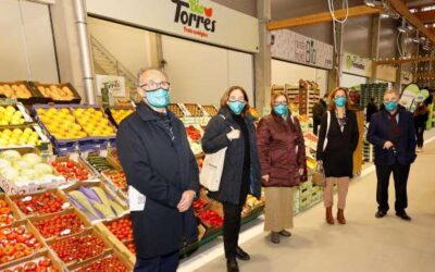 Ada Colau inaugura el Biomarket d’aliments ecològics a Mercabarna