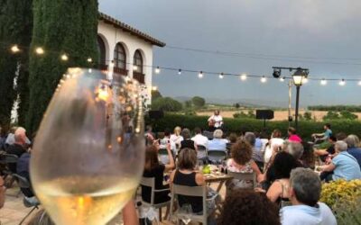Unes cent persones assisteixen al concert inaugural del Festival Instants entre vinyes
